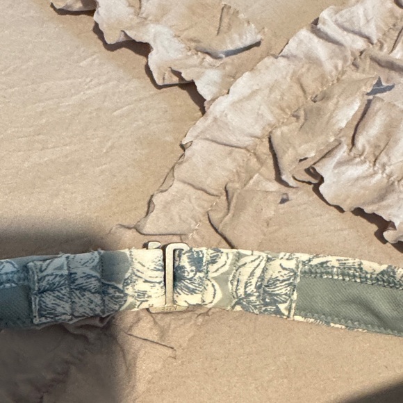 Abercrombie & Fitch Floral Bandeau Bikini Set in Blue and Cream - Picture 4 of 12